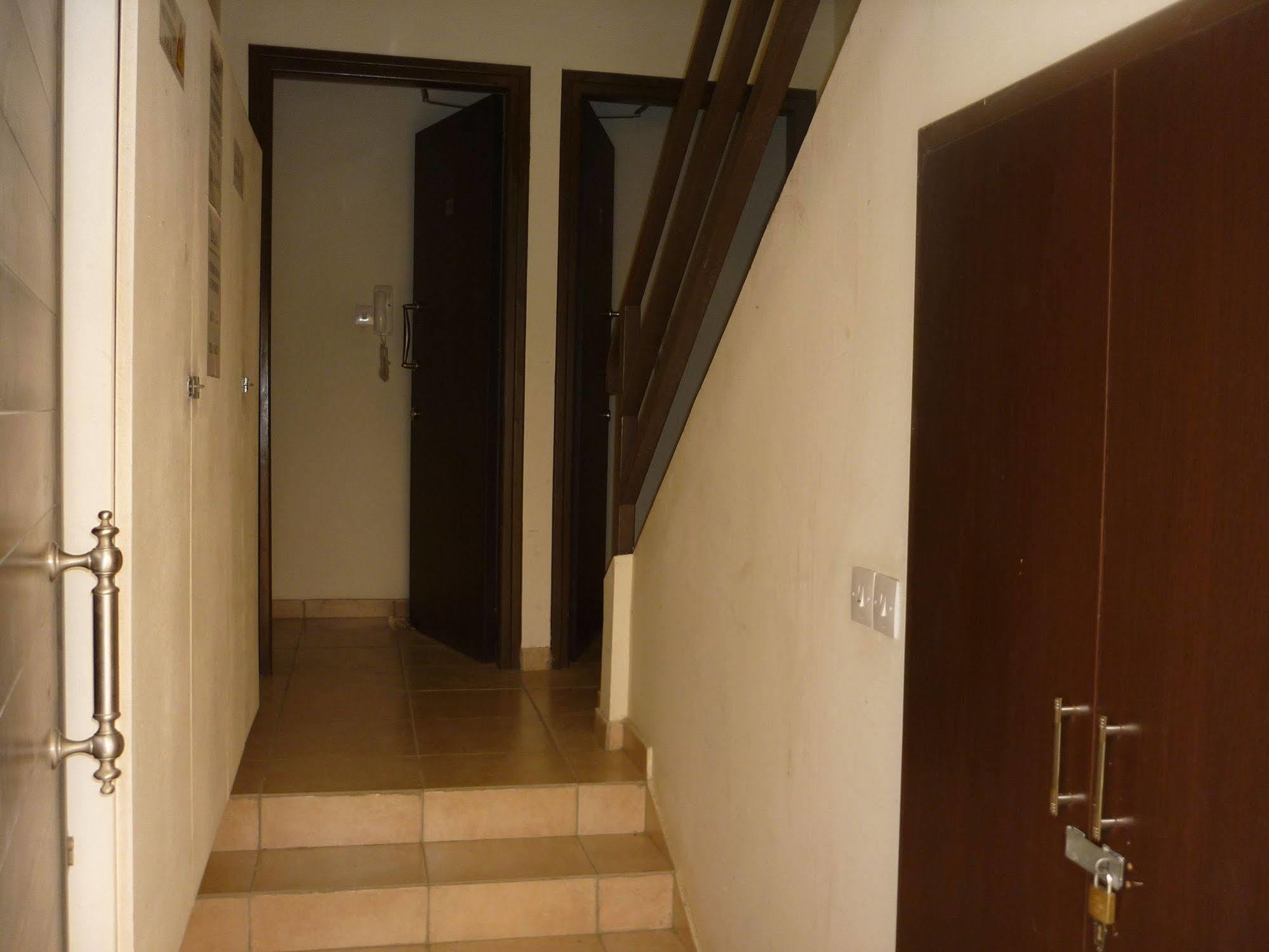 Tseri Budget Residences Nicosia Ngoại thất bức ảnh